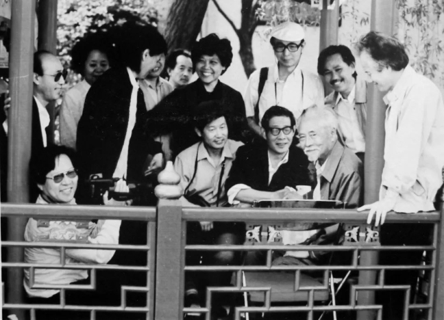 1990年，葉淺予師生藝術行路團在浙江